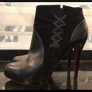 CHRISTIAN LOUBOUTIN Black leather ankle boots 40.5